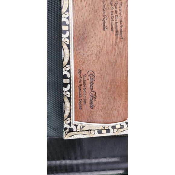 Arturo Fuente Chateau Fuente King B Cigar Box – Handmade Cedar Wood Collectible - Picture 3 of 6